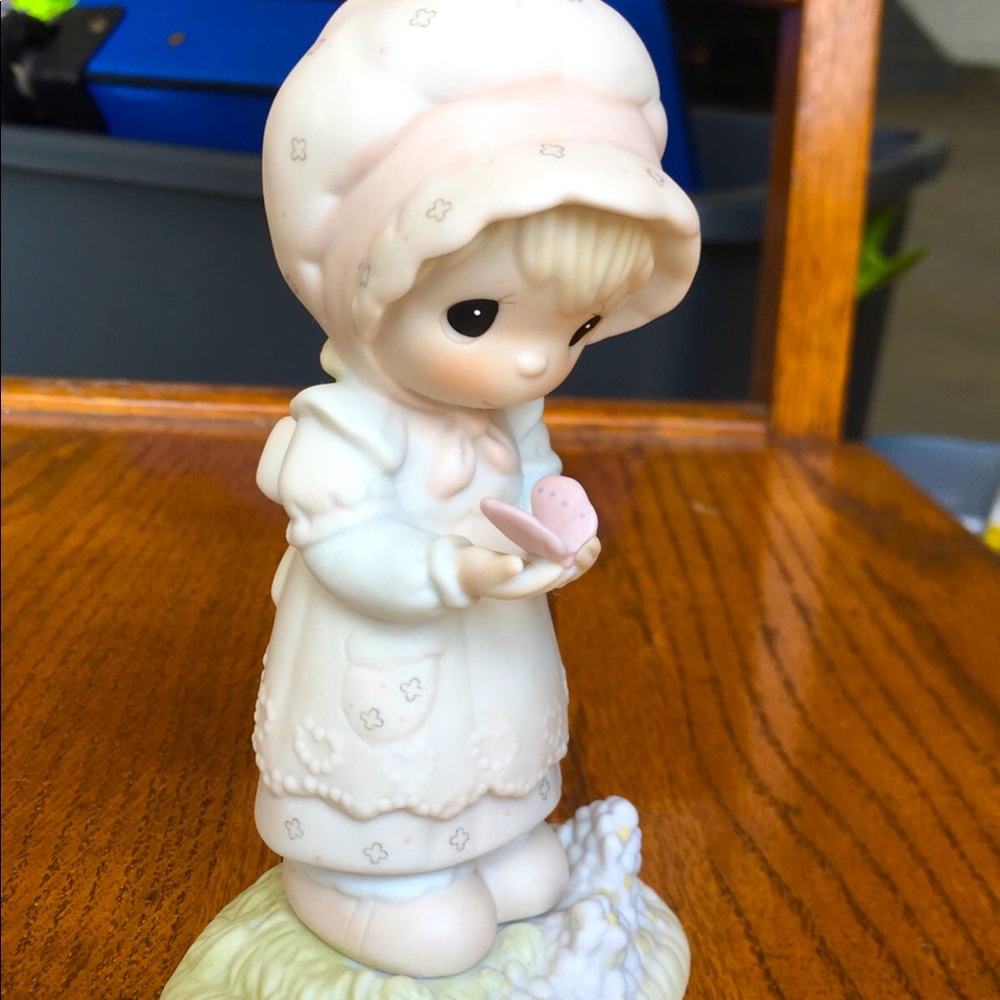 Precious moments we are gods workmanship porcelain figurine sold in original box